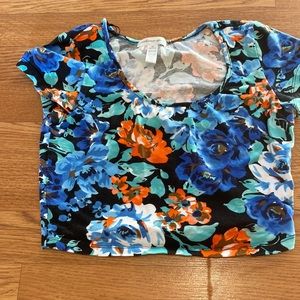 Flower crop top